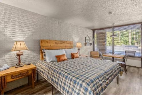 Stonegate Lodge King Bed Wifi Roku Tv Salt Water Pool Room #203 Eureka Springs Eksteriør billede